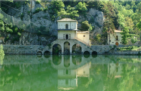 Sosta Camper Scanno